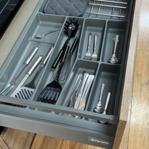 Range-couverts